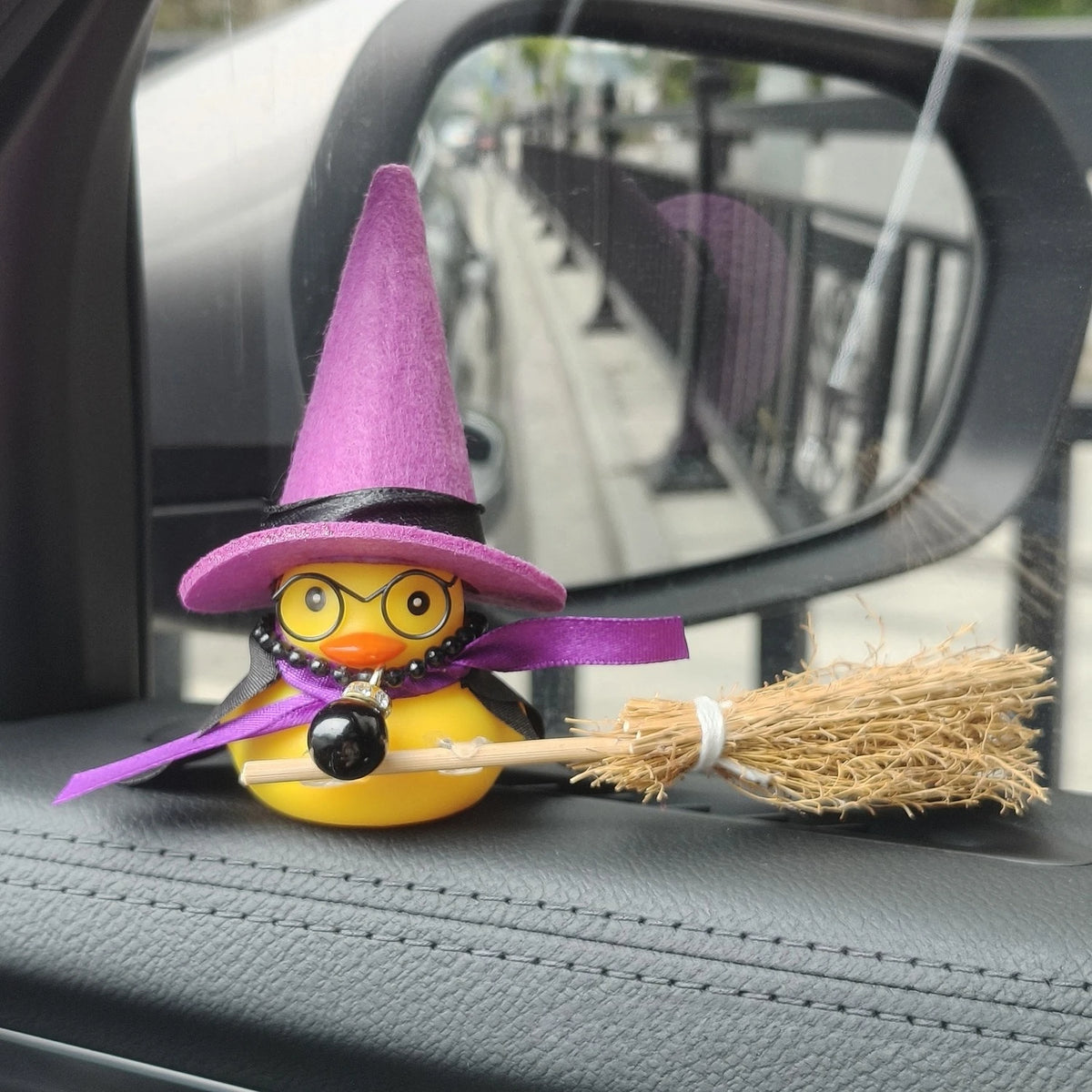 Halloween Rubber Duck Dashboard Ornament – Witch Hat & Cape Purple – Car Accessories | MotorWorld Marketplace