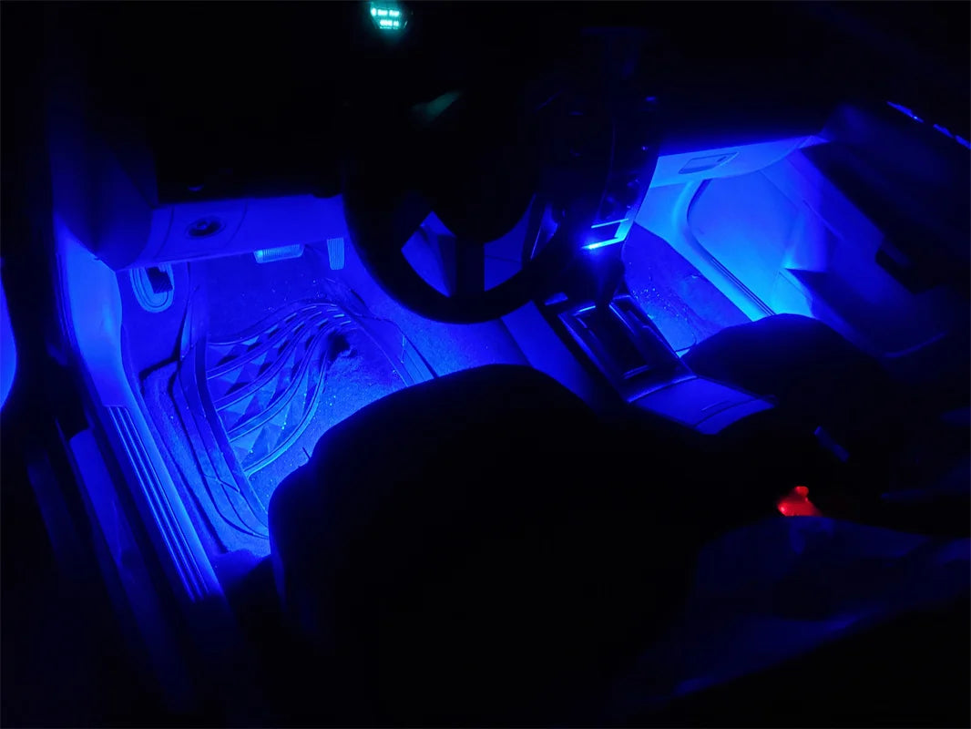 Lot de 4 lumières d'ambiance LED RVB pour voiture, contrôle par application USB