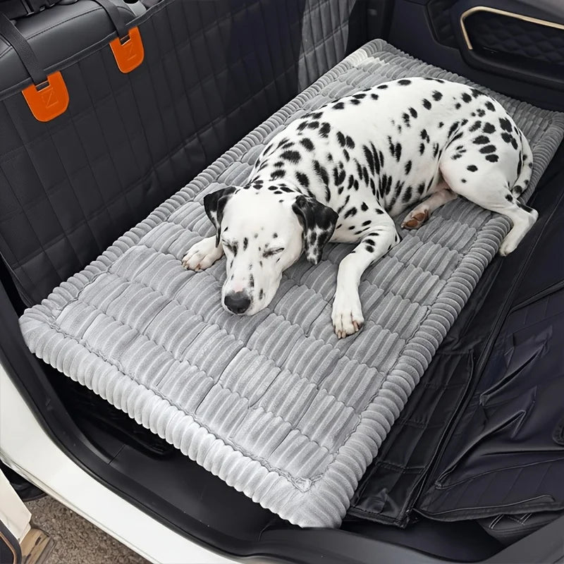 Summer Cool Plush Car Dog Bed Mat – Non-Slip, Washable, Thick Light Grey XL.50X130 – Car Accessories | MotorWorld Marketplace