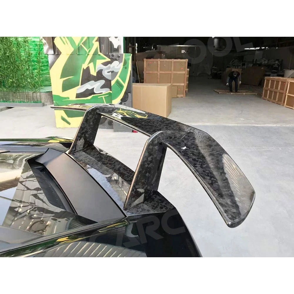 Dry Carbon Rear Trunk Lip Spoiler for Lamborghini Huracan LP580/610