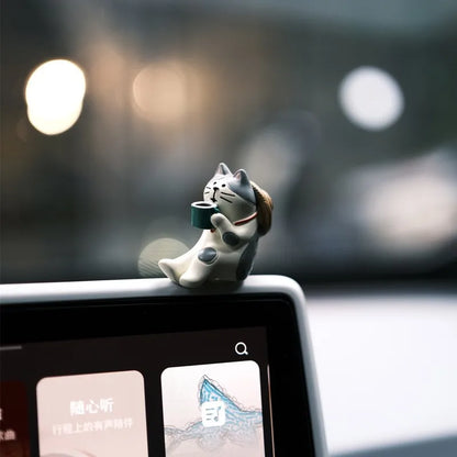 Resin Kitten Dashboard Ornament – Professional Car Interior Decor – Car Accessories | MotorWorld Marketplace