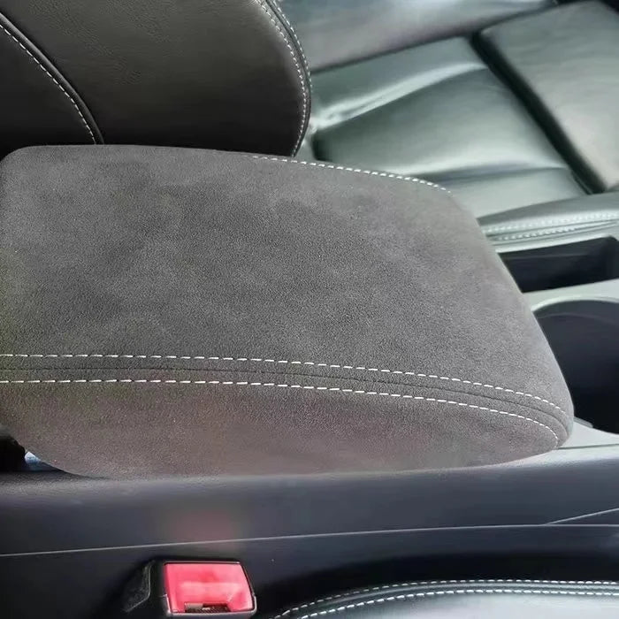 Premium Leather Suede Armrest Cover for Audi A3 A4 A5 A6 A7 Q5 – Car Accessories | MotorWorld Marketplace
