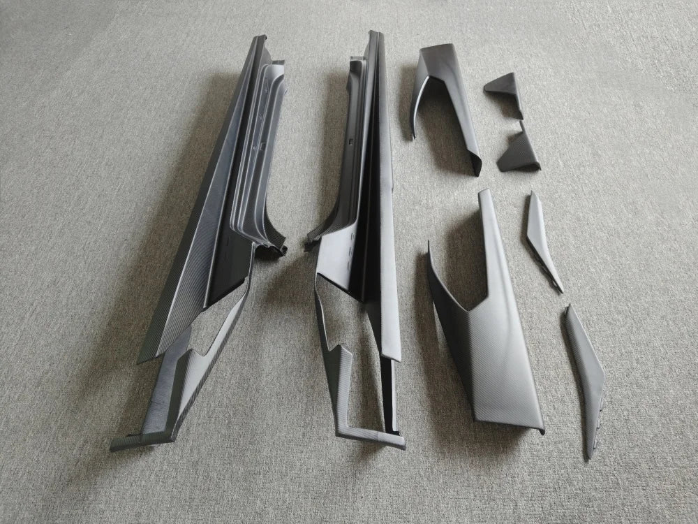M-Style Matte Carbon Side Skirt Kit for Lamborghini Huracan LP610